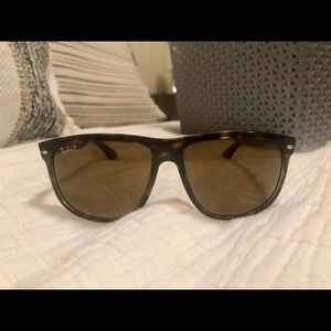 Oversized Wayfarer Ray-Ban Polarized Sunglasses